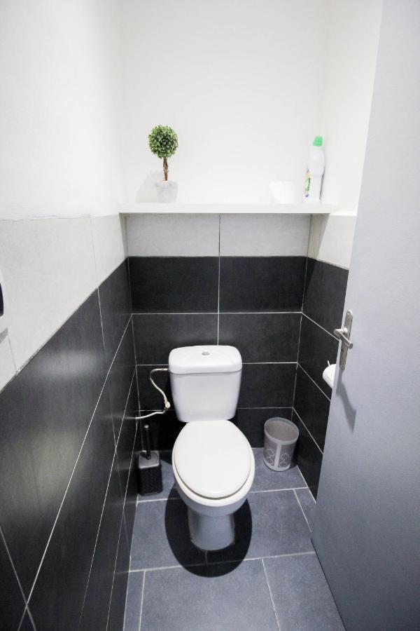 Appartement calme et spacieux, Cité et ville à pied, WIFI, 2 chambres, 3 lits Carcassonne Esterno foto