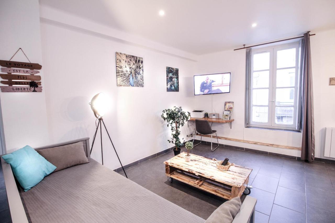 Appartement calme et spacieux, Cité et ville à pied, WIFI, 2 chambres, 3 lits Carcassonne Esterno foto