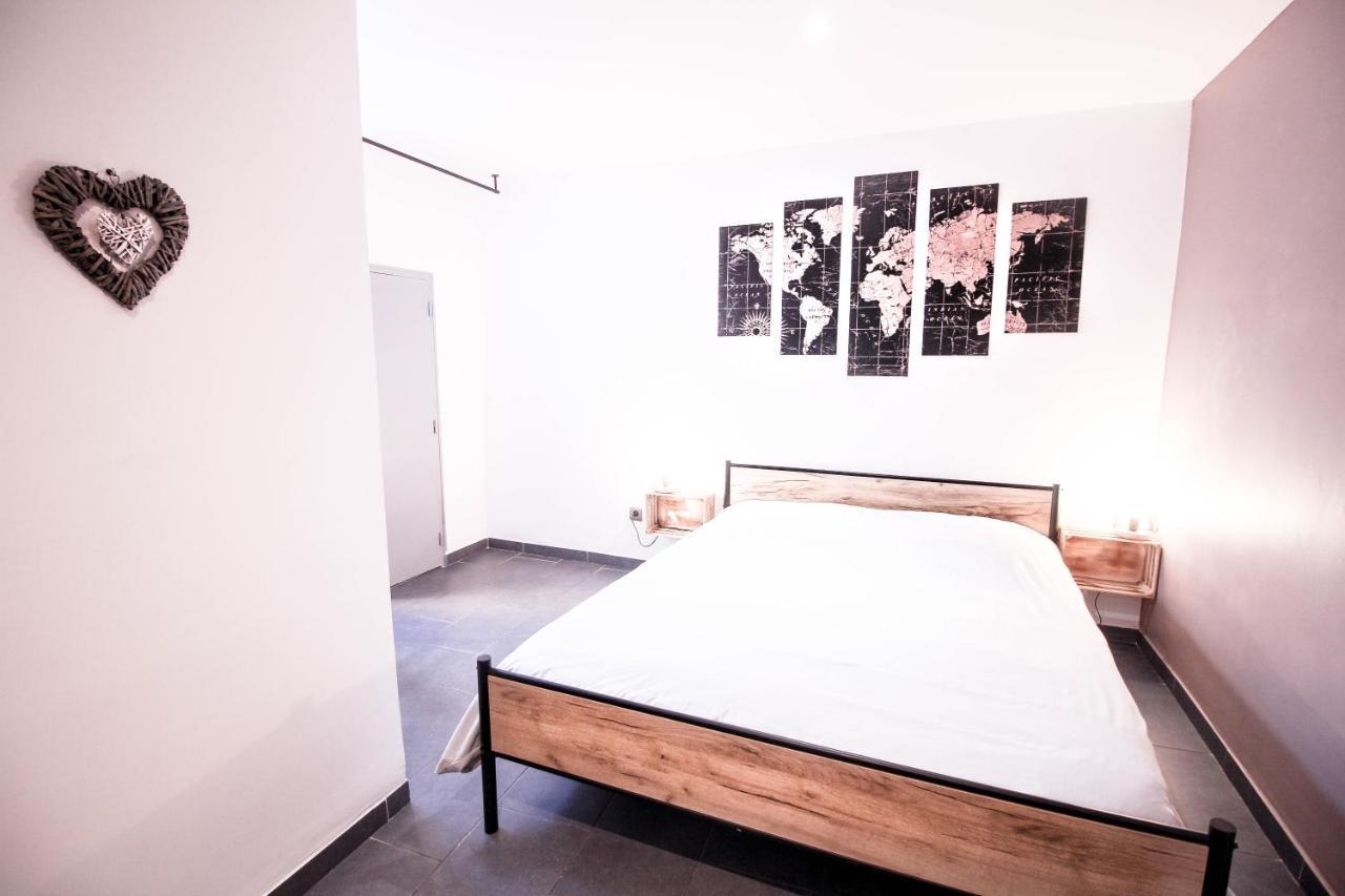 Appartement calme et spacieux, Cité et ville à pied, WIFI, 2 chambres, 3 lits Carcassonne Esterno foto